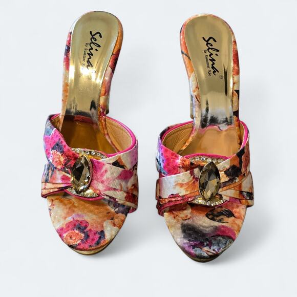 Selina By Summer Rio Heart Shaped Heels Womens Size 7 - Picture 3 of 4